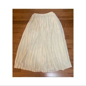White Uniqlo Skirt
